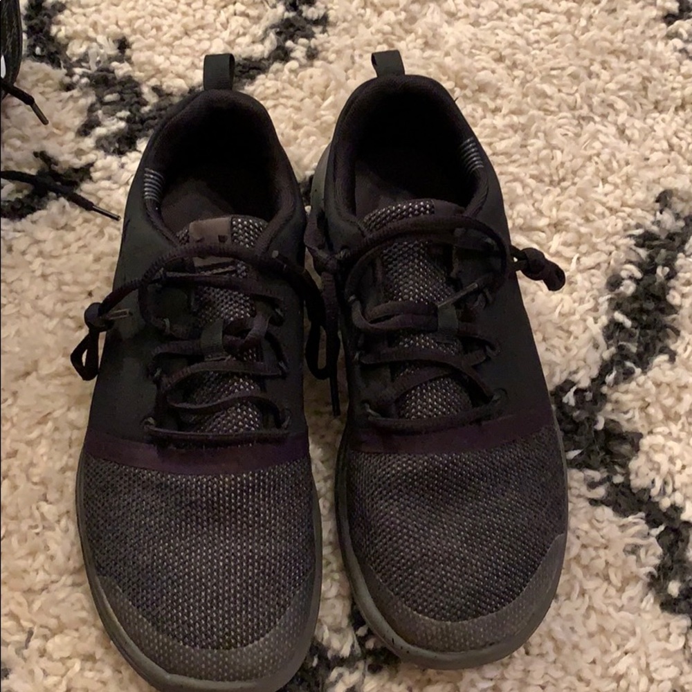 Boys sneakers